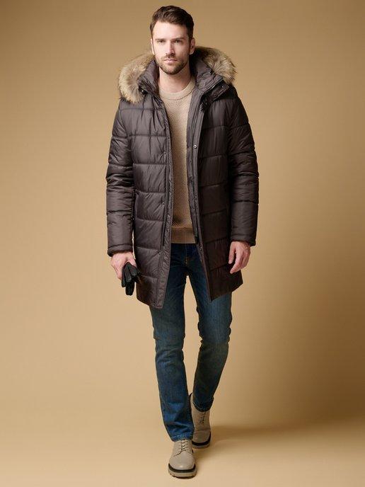 Зимняя удлиненная куртка с капюшоном и опушкой енота