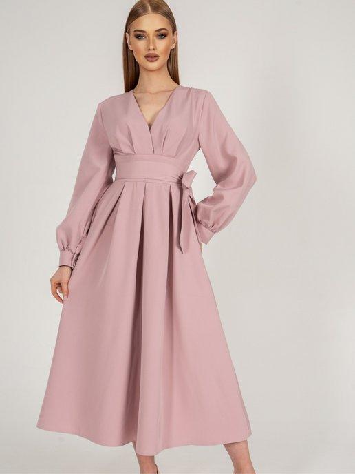 Платье вечернее с запахом поясом с длинным рукавом розовое