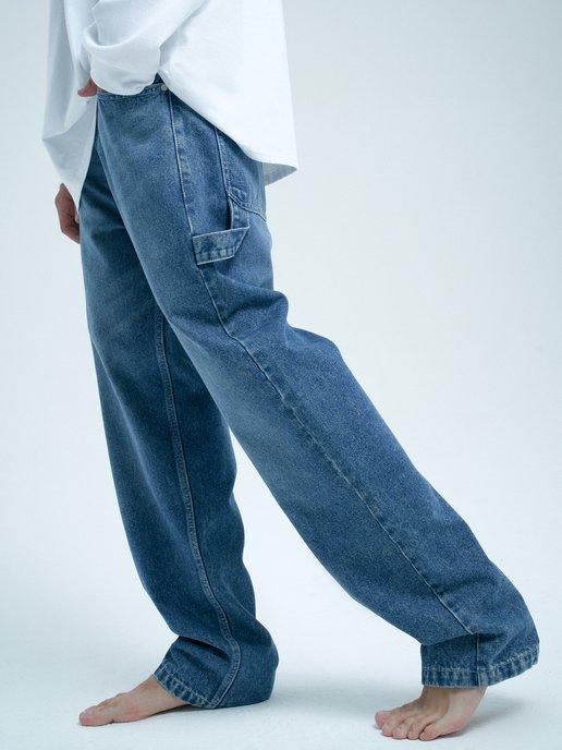 Широкие джинсы с декоративной петлей