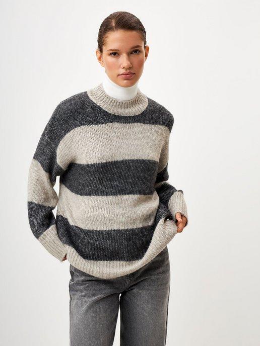 Джемпер женский оверсайз в полоску вязаный свитер