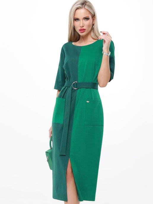 Трикотажное двухцветное платье с поясом