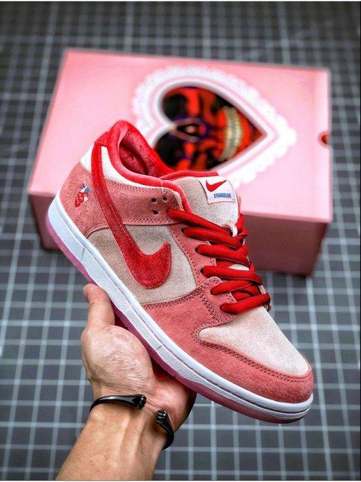 MKE | Кроссовки Sb Dunk Low Strange Love