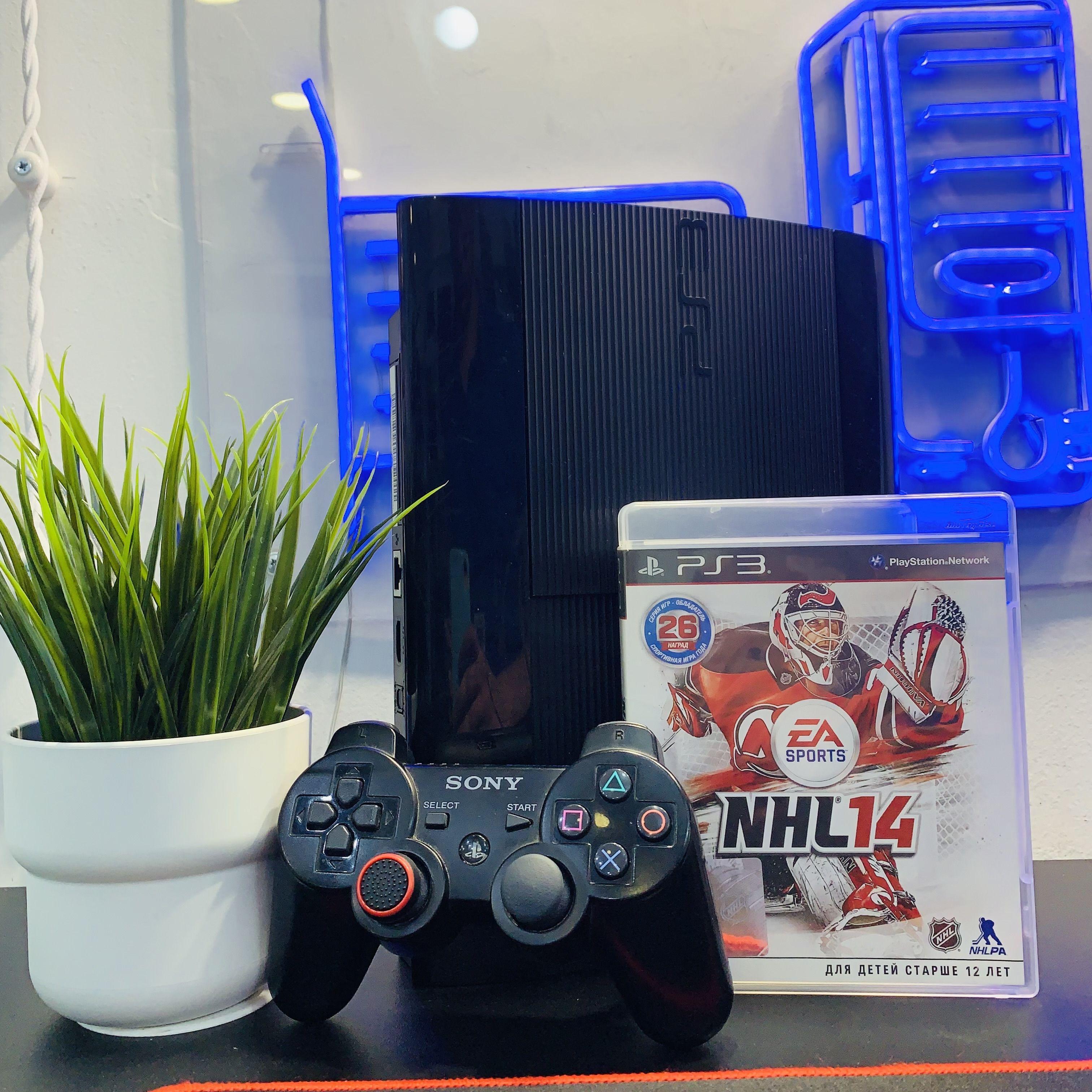 PS3 SuperSlim 1 геймпад , диск NHL 14, 1 игра на аккаунте. Товар уцененный