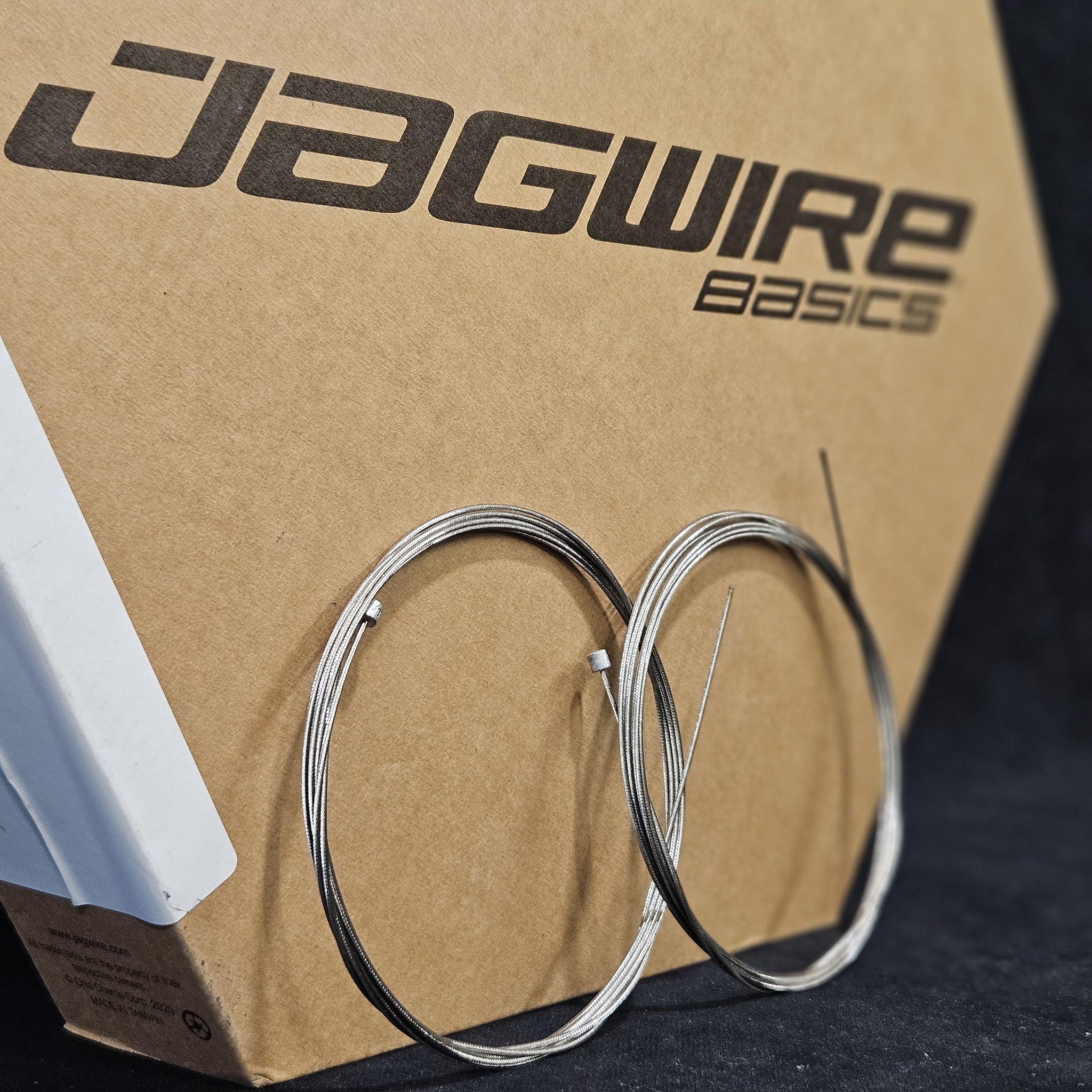 JAGWIRE | Комплект из 2-х тросов переключения для велосипеда Jagwire Stainless, из нержавеющей стали, длина - 2300 мм, толщина - 1.2 мм, 2 штуки в комплекте