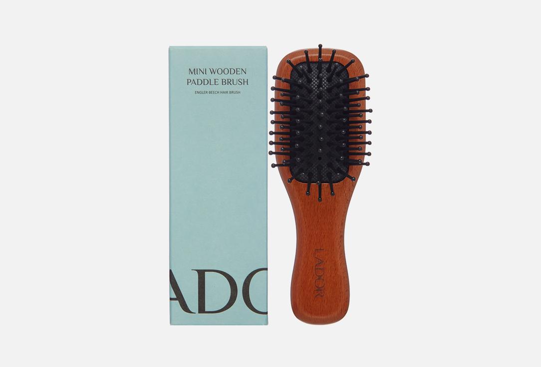 MINI WOODEN PADDLE BRUSH. 1 шт